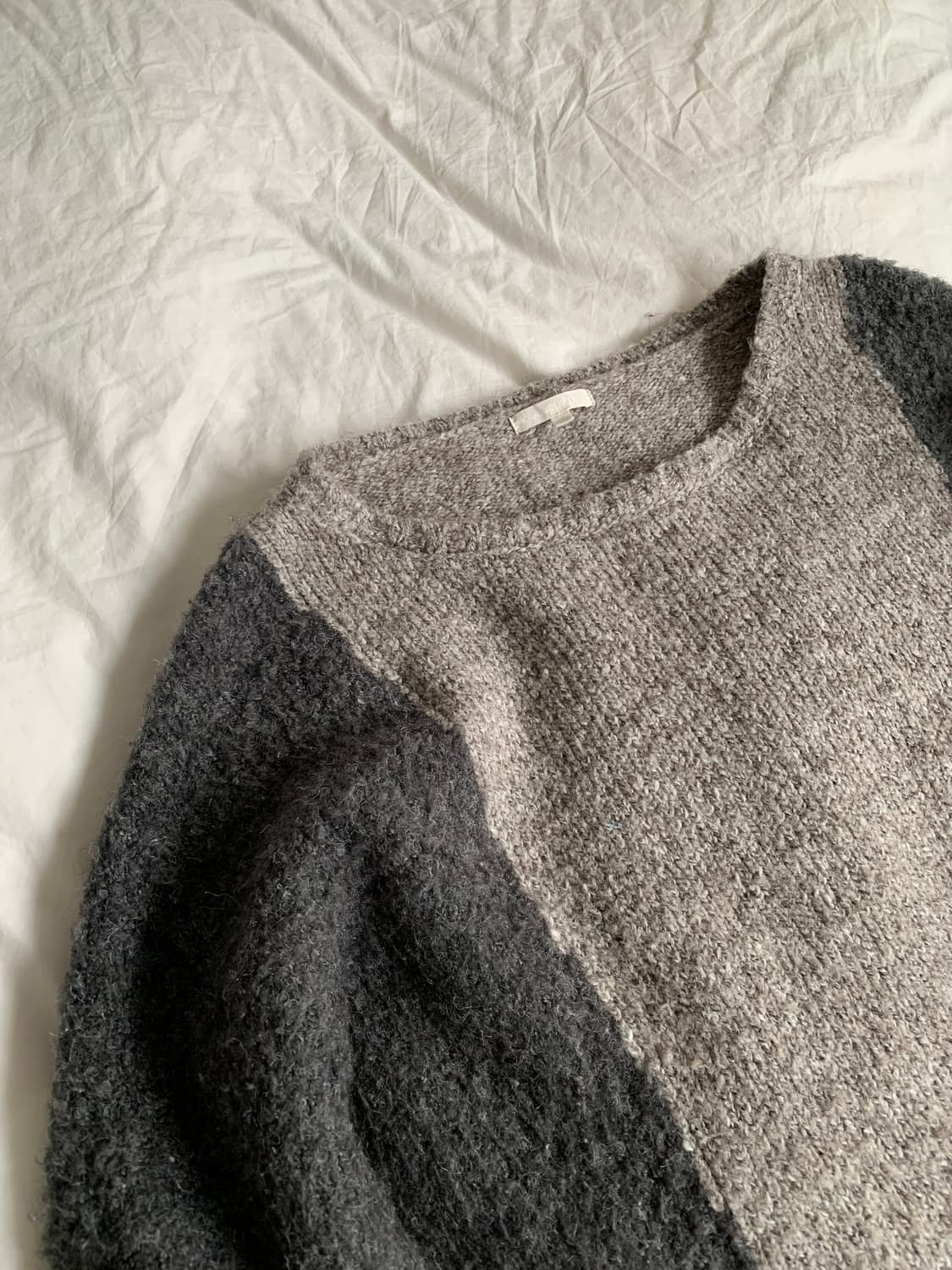 배색 보들 니트 상품이미지4