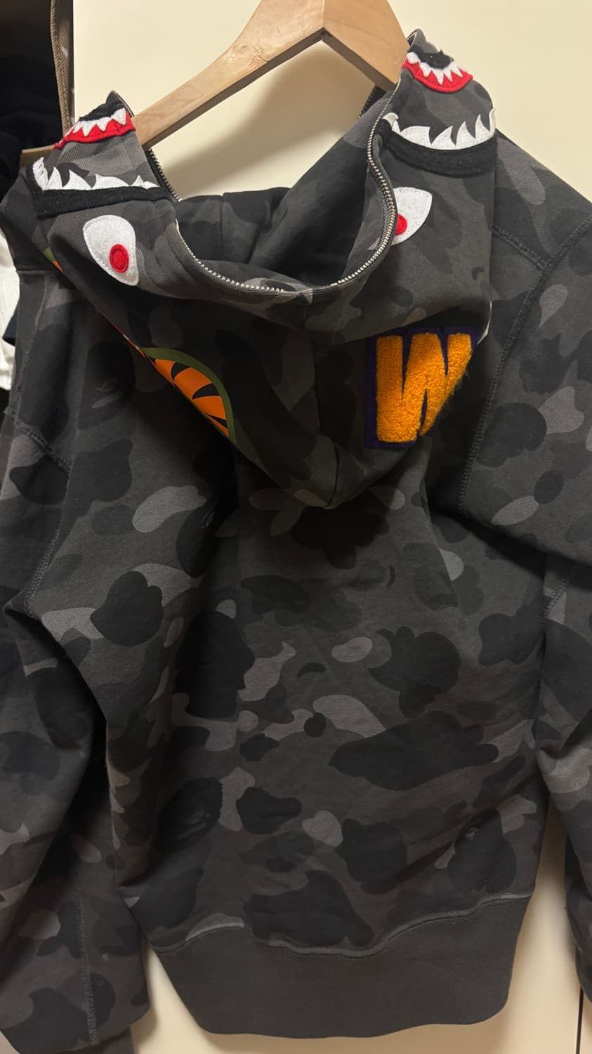 베이프 흑계 후드집업 s 상품이미지1