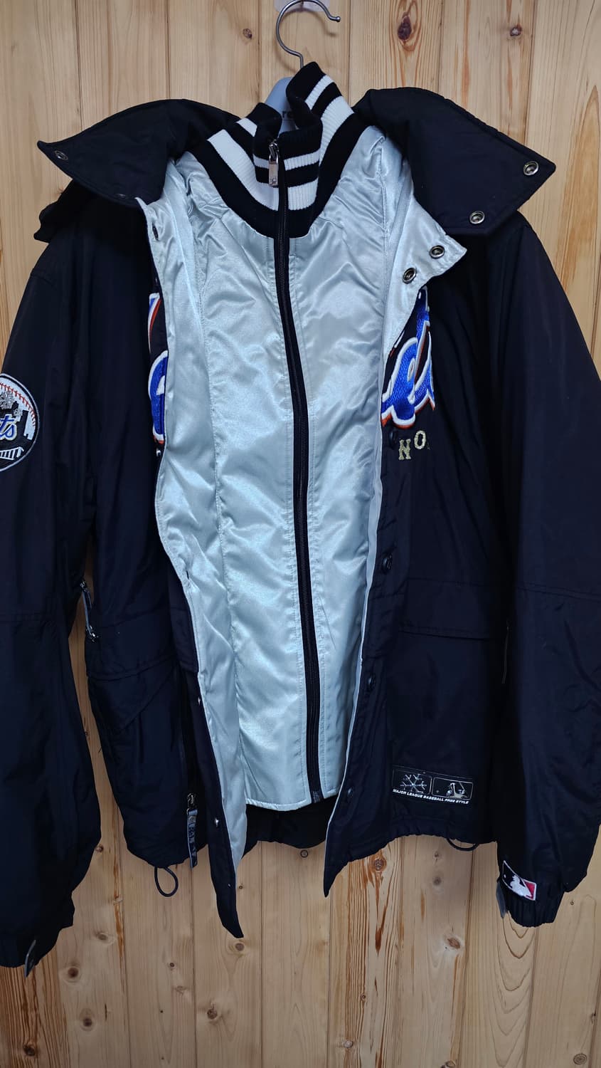 유일매물☆ 빈티지 MLB 뉴욕메츠 윈터한정판 스타디움자켓 후드점퍼 판매 상품이미지2