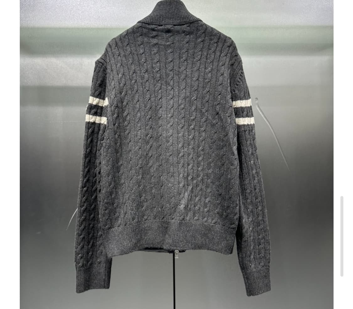 (새상품)몽클레어 니트패딩 그레이/블랙 남녀공용 상품이미지2