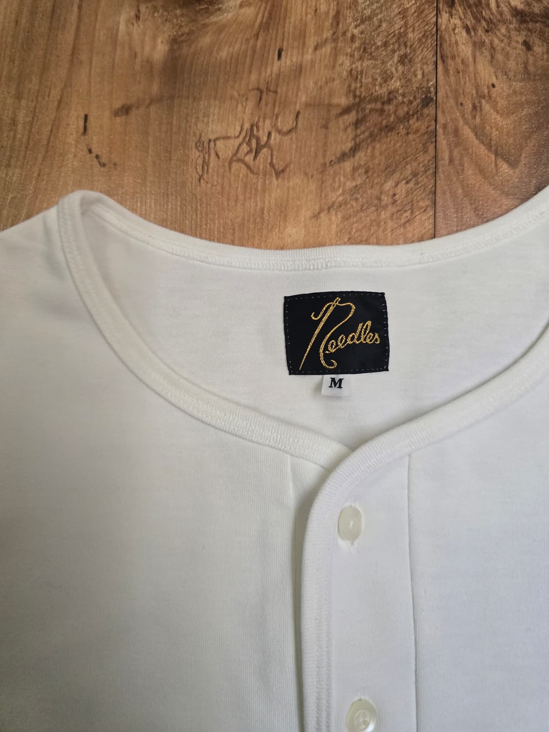 니들스  반팔 면티 판매합니다 상품이미지2