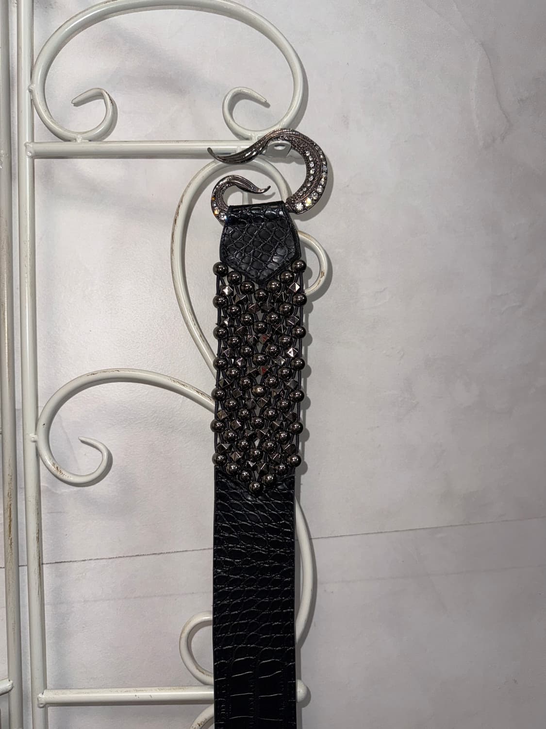 Black python cubic stud ball hook belt 상품이미지4