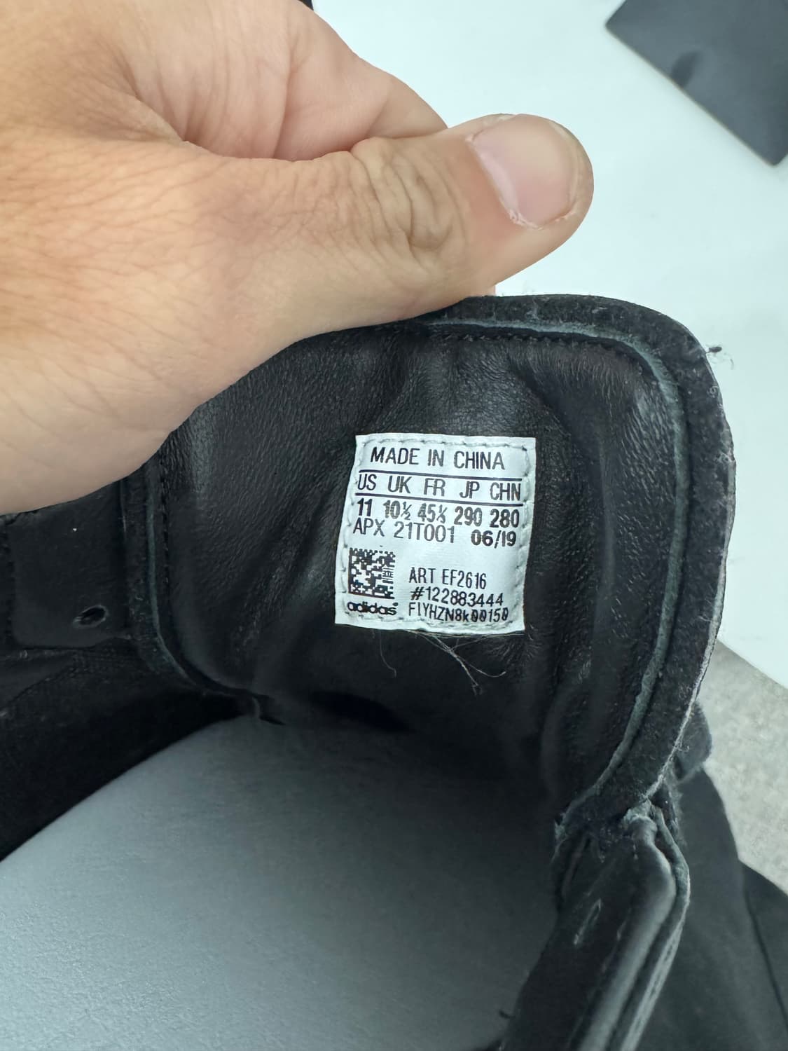 Y-3 탕구츠 풋볼 블랙(290mm) 상품이미지4