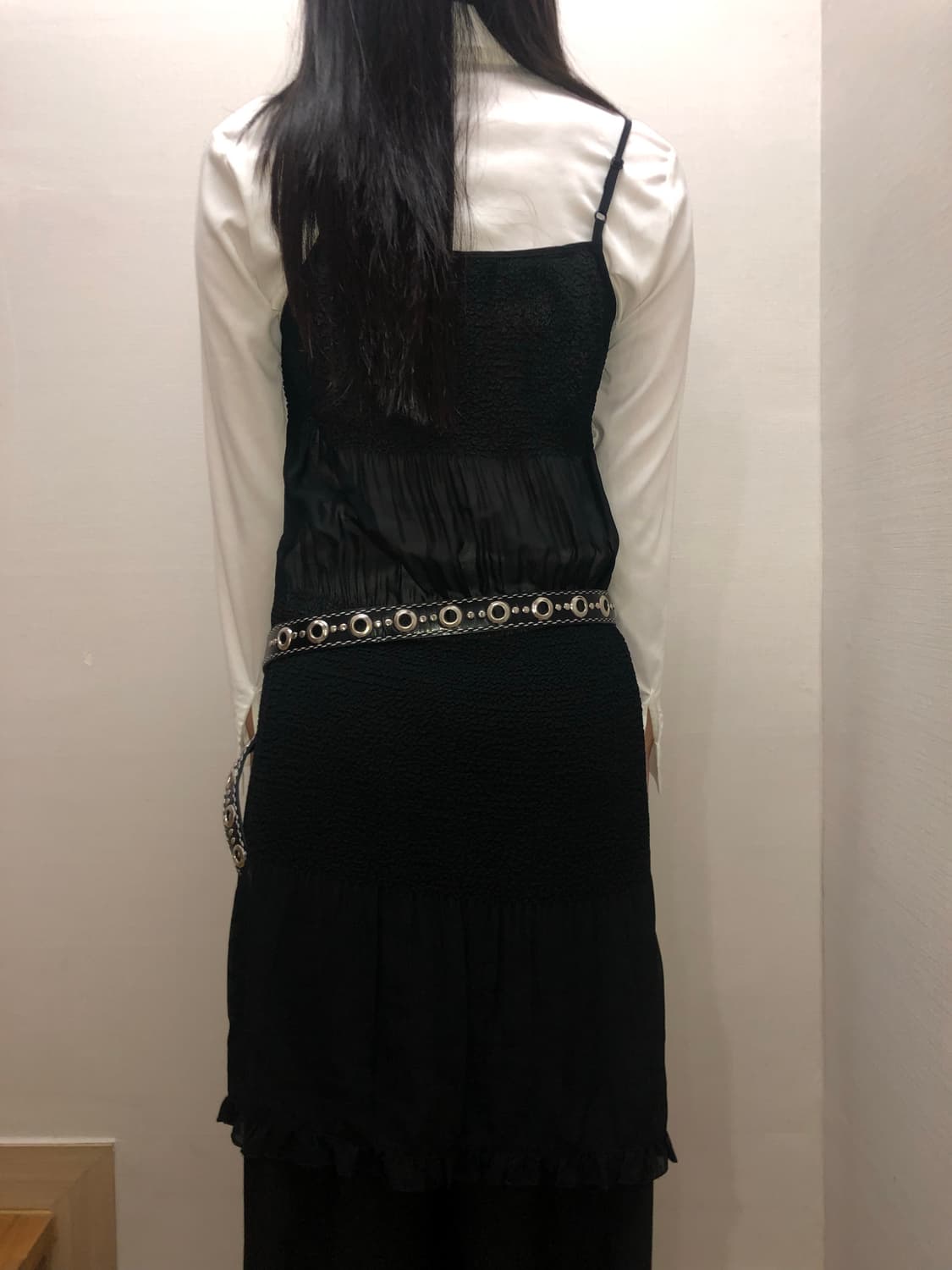 빈티지 블랙 시스루 플리츠 원피스 상품이미지3