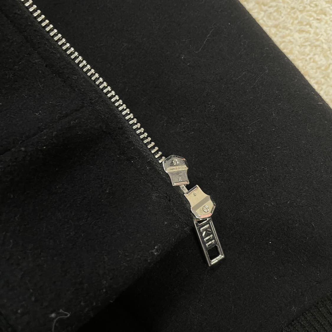 키뮤어 Kiimuir 투웨이 울 바시티 자켓 블랙 상품이미지4