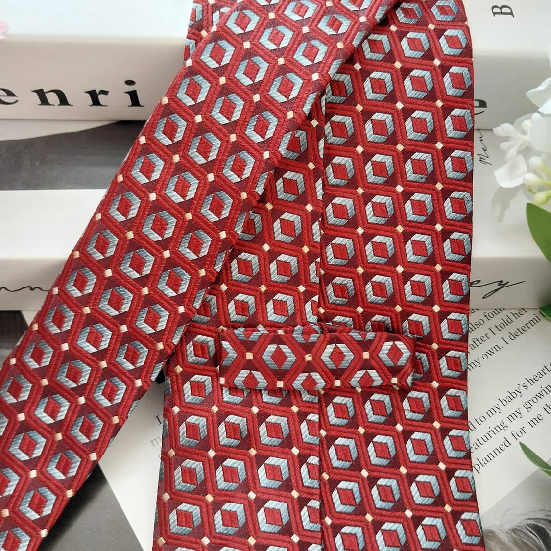 제냐 실크 레드 기하 자카드 넥타이 9.5cm A+등급 K1650
 상품이미지6