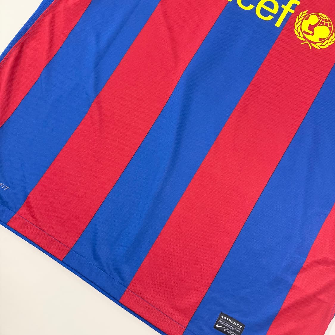 10-11 바르셀로나 홈 피케 유니폼 상품이미지9