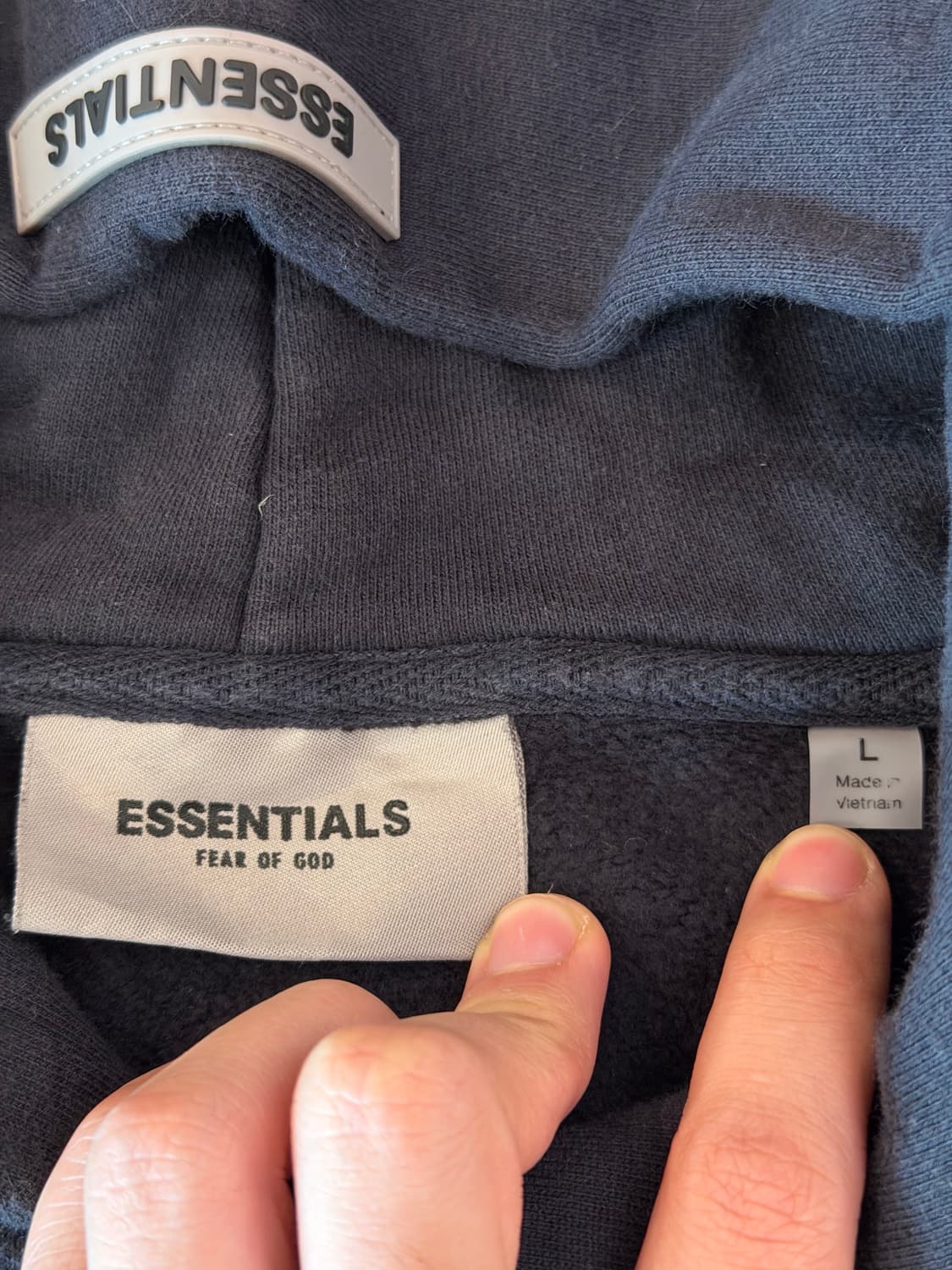 피어오브갓 에센셜 후드티 블랙 상품이미지5