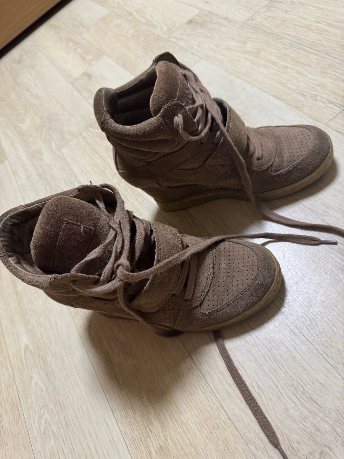 Ash sneakers 37 상품이미지3