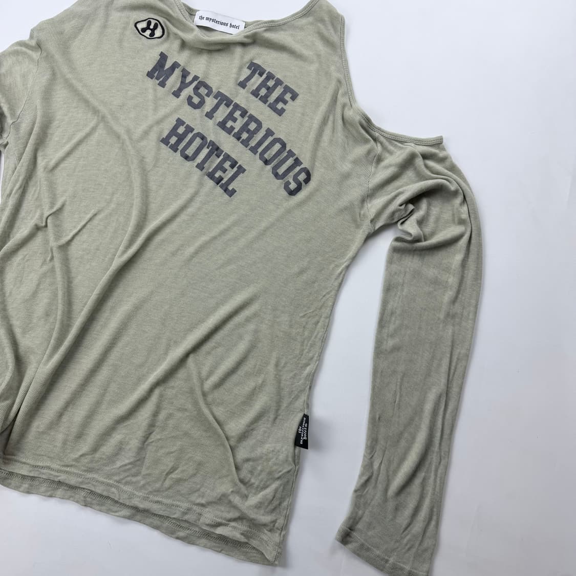 더미스테리어스호텔 SHOULDER HOLE TMH SLEEVE 상품이미지5