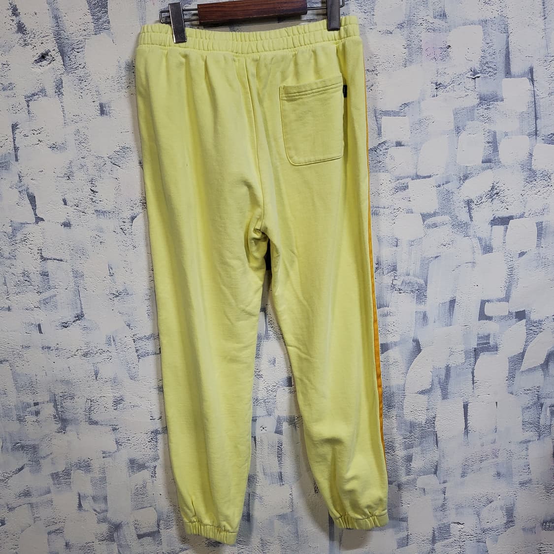 널디 옐로우 트랙탑 조거 팬츠  상품이미지2