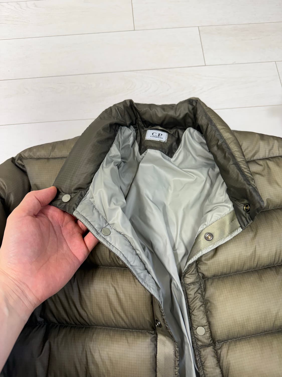 cp컴퍼니 DDshell 디디쉘 52 사이즈 밑단 스트링 양쪽 있어서 길 상품이미지6