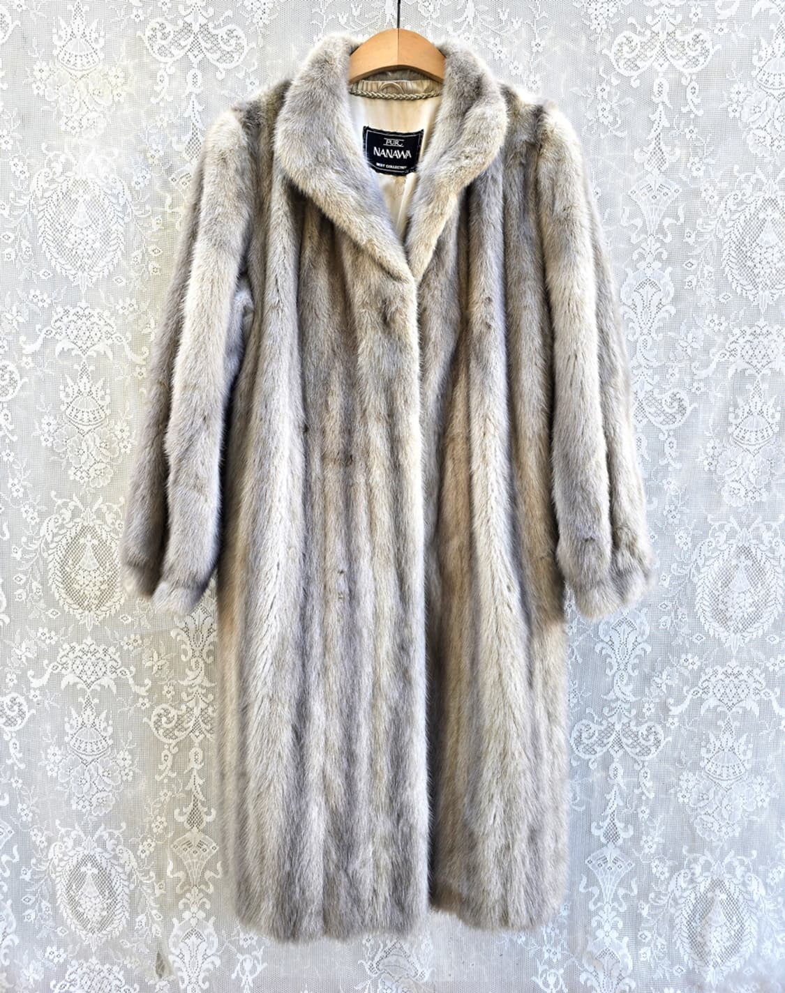 나나와 사가 밍크 코트 상품이미지1