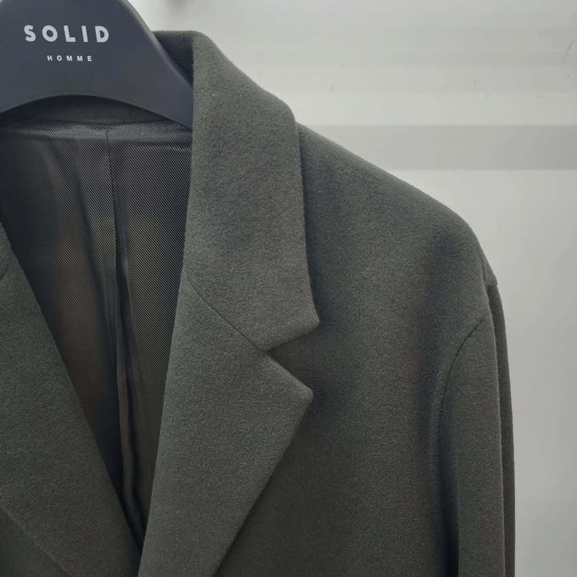 솔리드옴므 23fw 다크그레이 캐시미어 핸드메이드 코트 48사이즈 상품이미지8