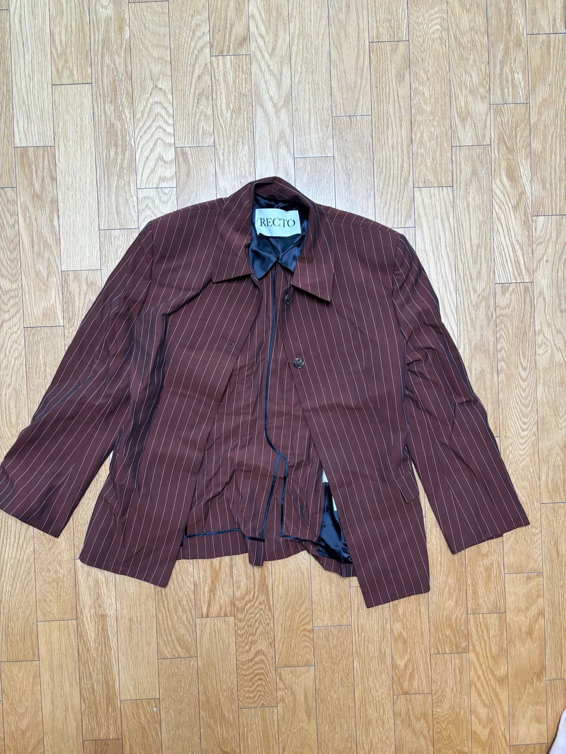 Recto 렉토 클래식 칼라 핀스트라이프 싱글 재킷 레드 브라운 상품이미지5