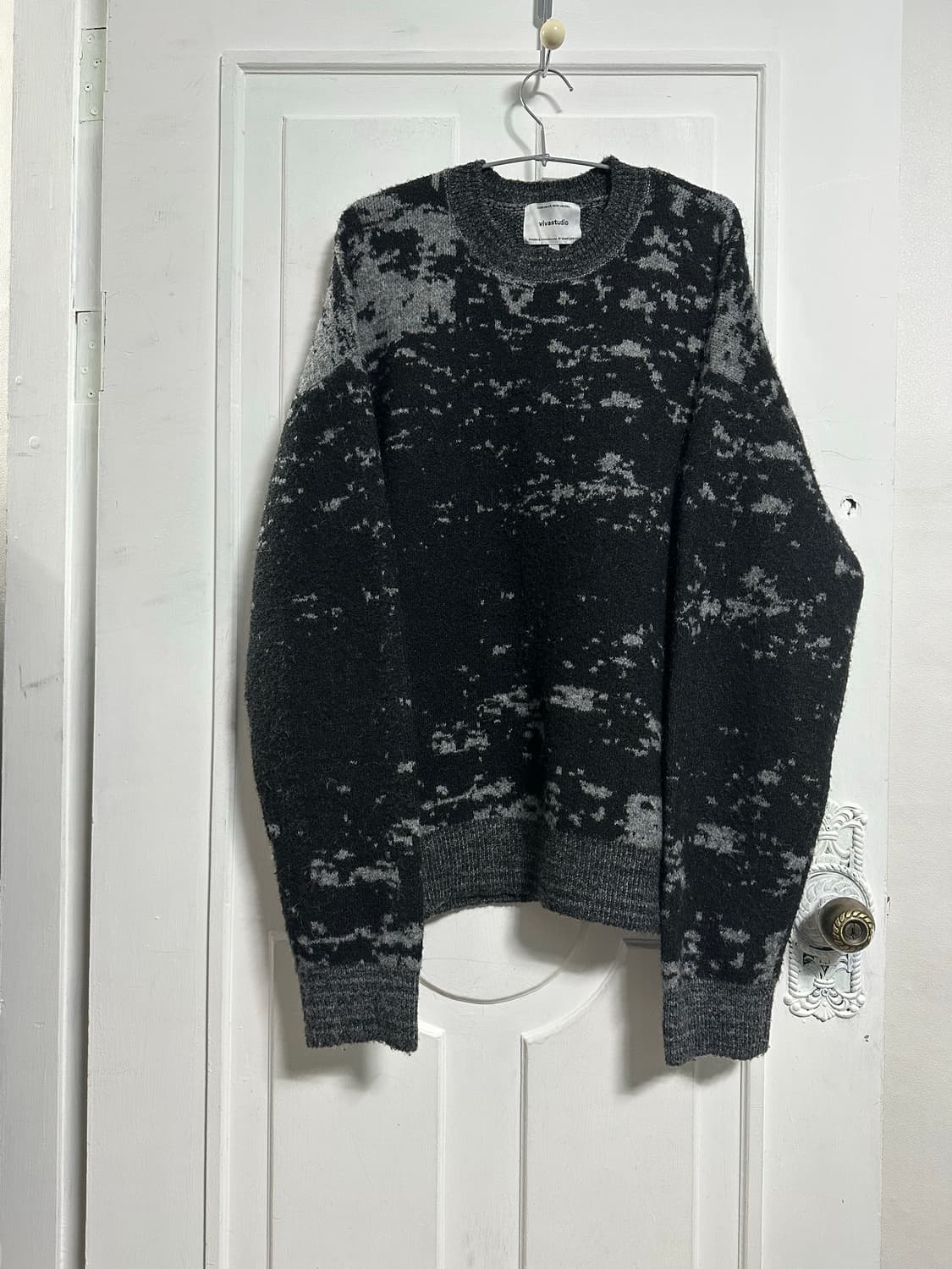 비바스튜디오 ASH OR DUST 니트 상품이미지1