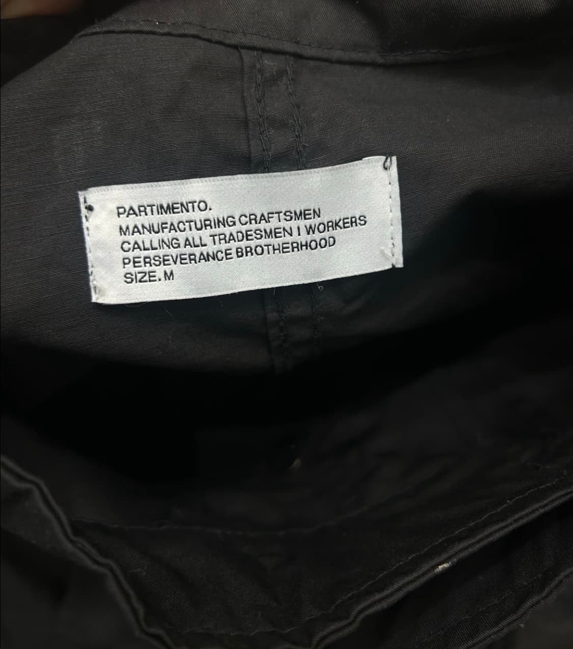 파르티멘토 블랙 피쉬테일 야상 코트 자켓 상품이미지4