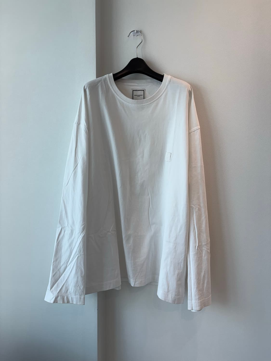 [52] 우영미 깃털 롱슬리브 화이트 상품이미지2