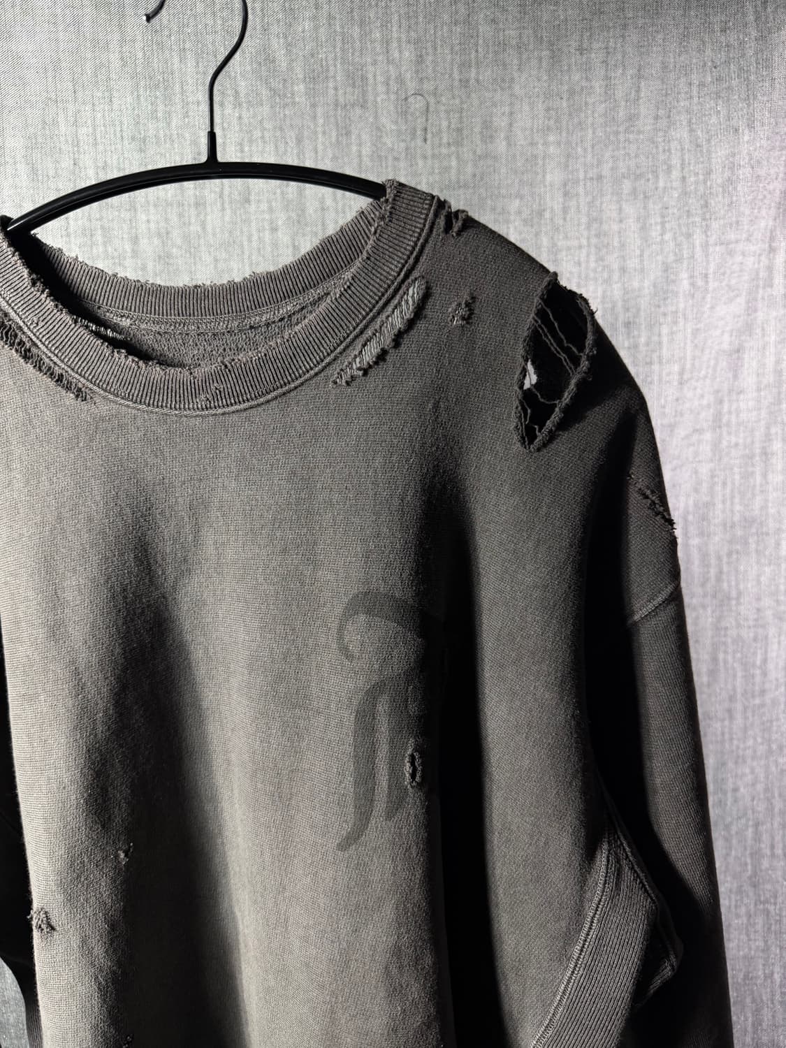 안셀름 크러쉬 스웻셔츠 상품이미지4