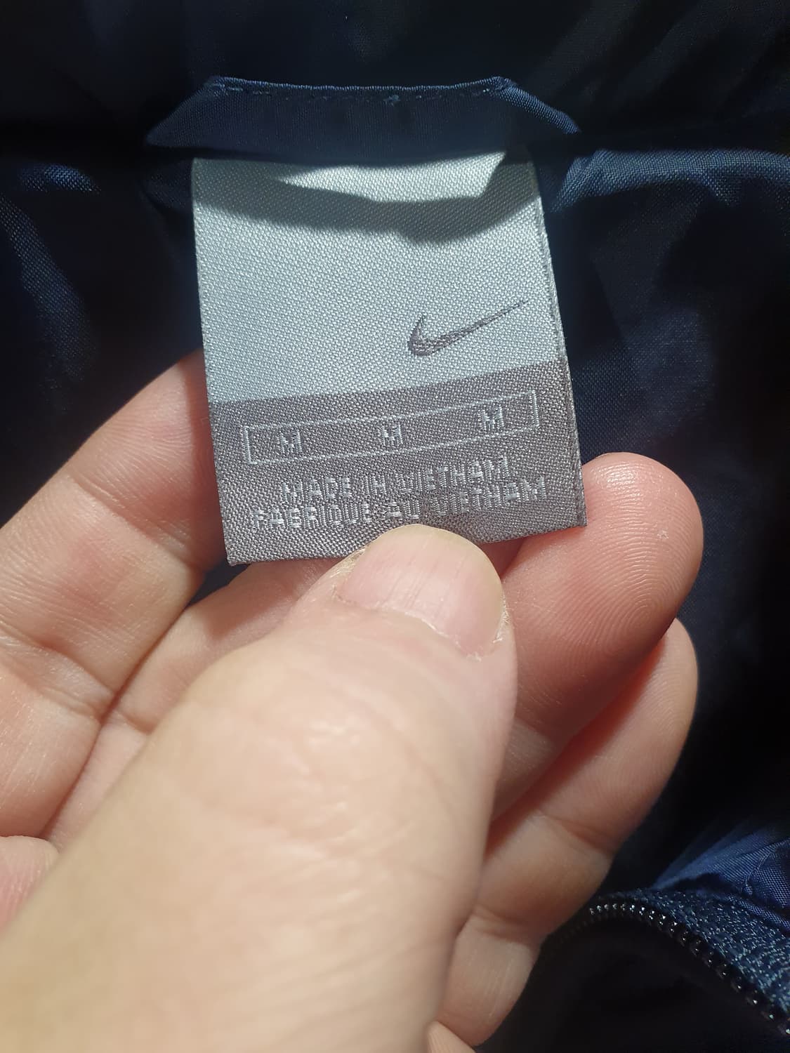 나이키 네이비 패딩 점퍼 스몰입으시는분 추천드려요 2200312 상품이미지4