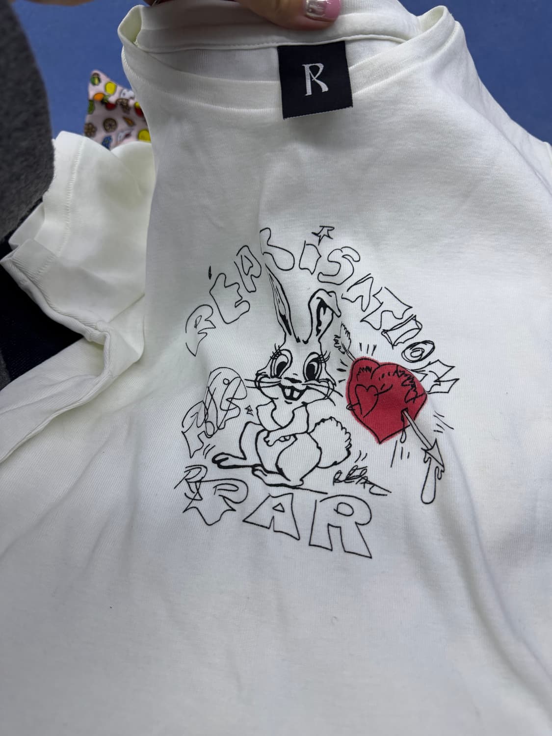 리얼리제이션 버니 티셔츠 크롭티 레드 xs 상품이미지2