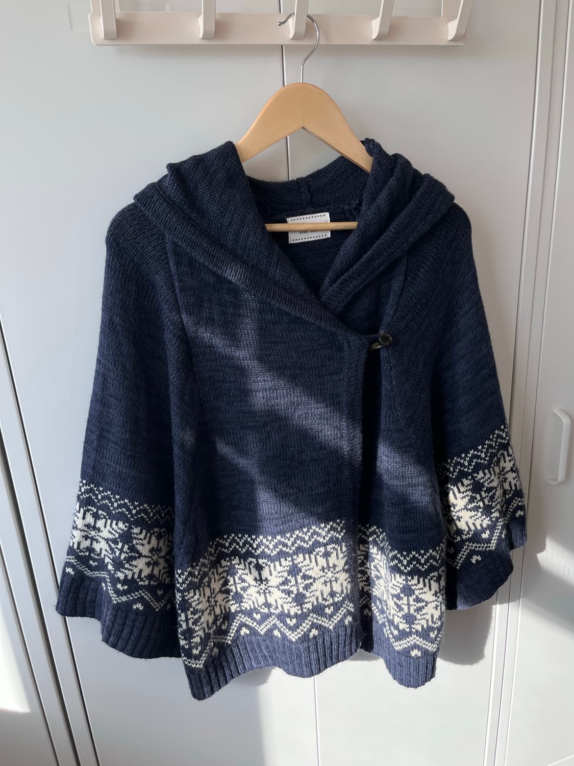 Free nature 눈꽃 노르딕 후드 케이프 니트 가디건  상품이미지6