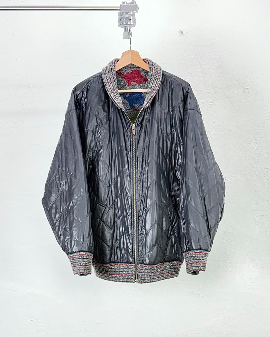 미쏘니 스포츠 멀티 셰브론 리버서블 퀼팅 니트 집업 자켓 상품이미지2