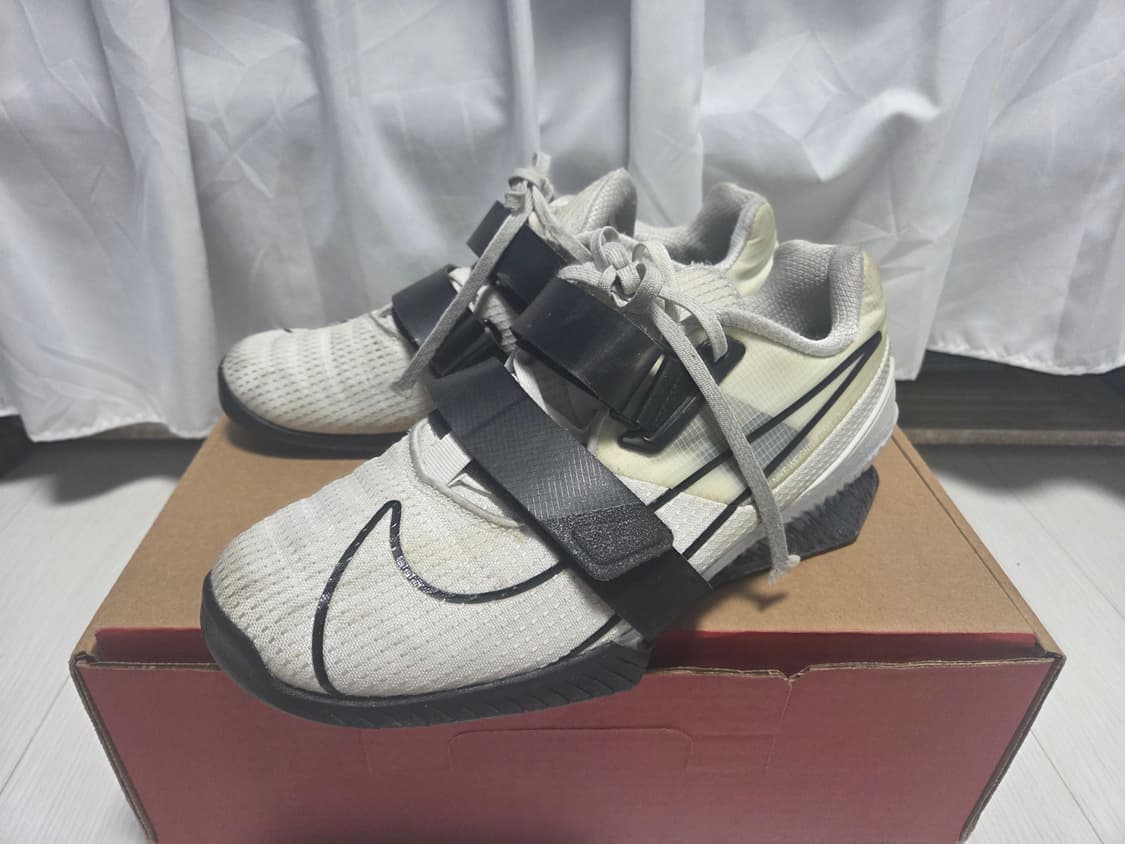 나이키 로말레오4 275사이즈 상품이미지3