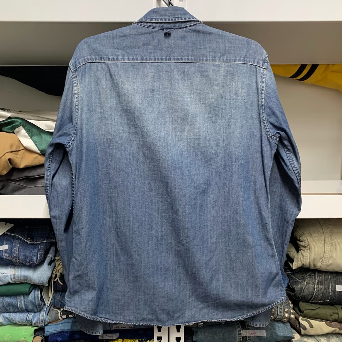[S/WOMEN] 유니클로X이네스 드 라 프라상쥬 데님 샴브레이 셔츠 상품이미지3