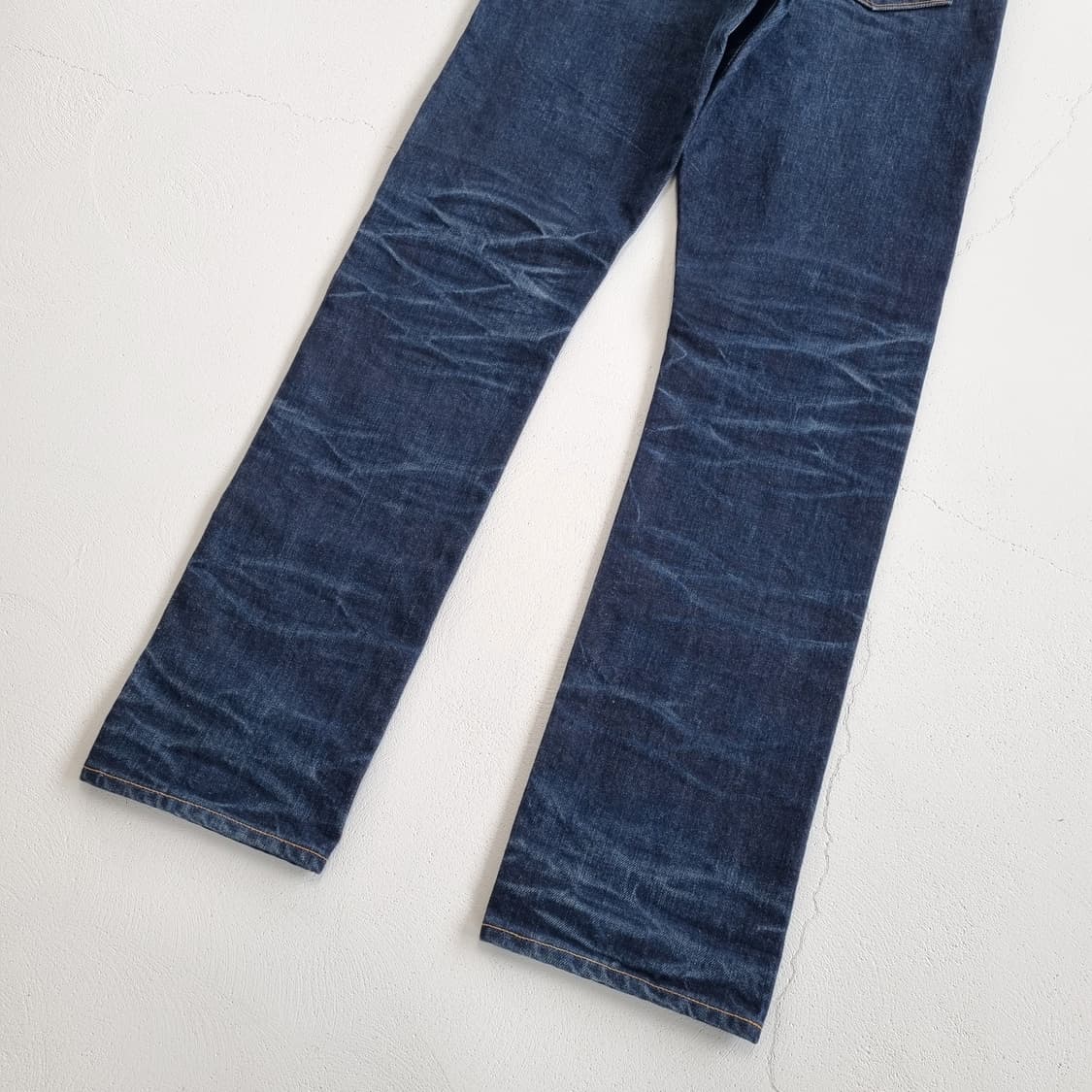 KURO DENIM 페이딩 데님진 - 30 상품이미지8