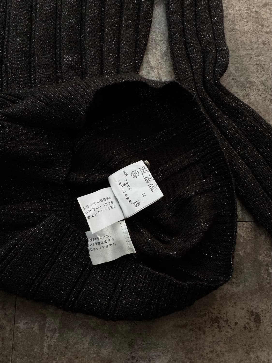 글리터 울 블렌디드 슬림 핏 니트 상품이미지4