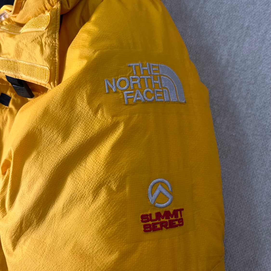 100 노스페이스 써밋시리즈 윈드스토퍼 800 히말라야 패딩 상품이미지5