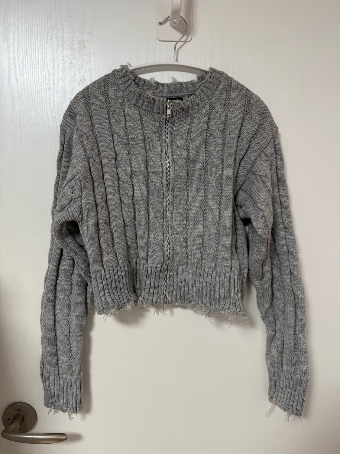 데미지 그런지 투웨이 니트 집업 상품이미지1