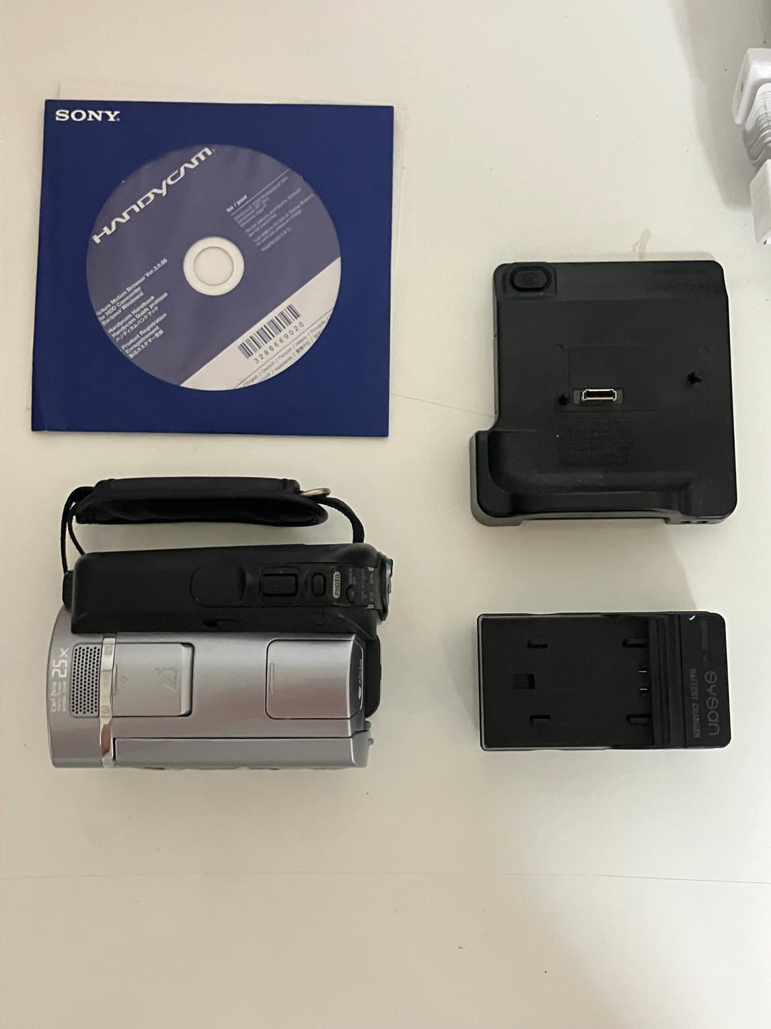  소니 빈티지 핸디캠코더 Sony DCR‑SR85 상품이미지2
