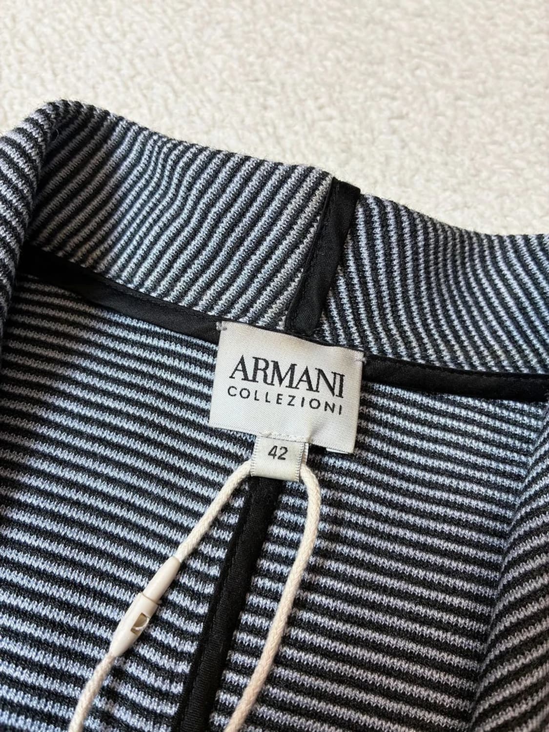 아르마니 꼴레지오니 00's 파이핑 트리밍 실크 자켓 PN7564 상품이미지5