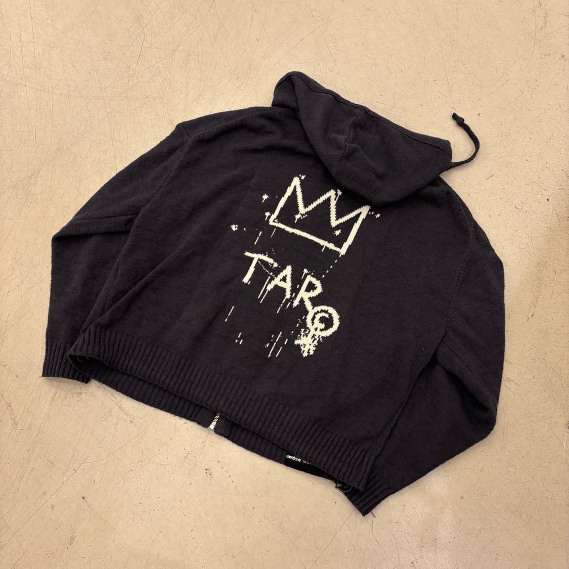 장 미쉘바스키아 x 보브 빅로고 니트 집업 상품이미지1