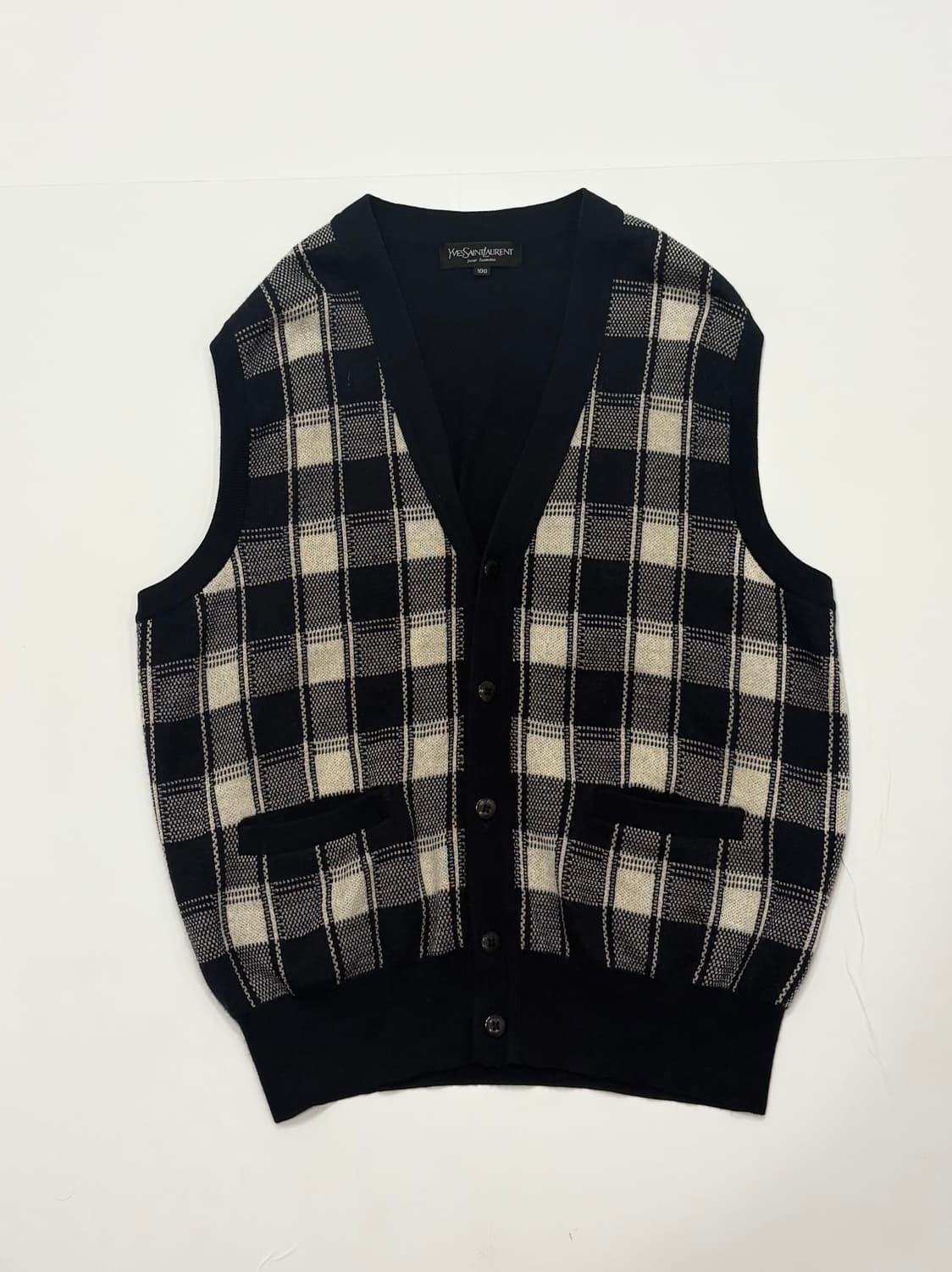 입생로랑 체크 패턴 니트 조끼 베스트 상품이미지1