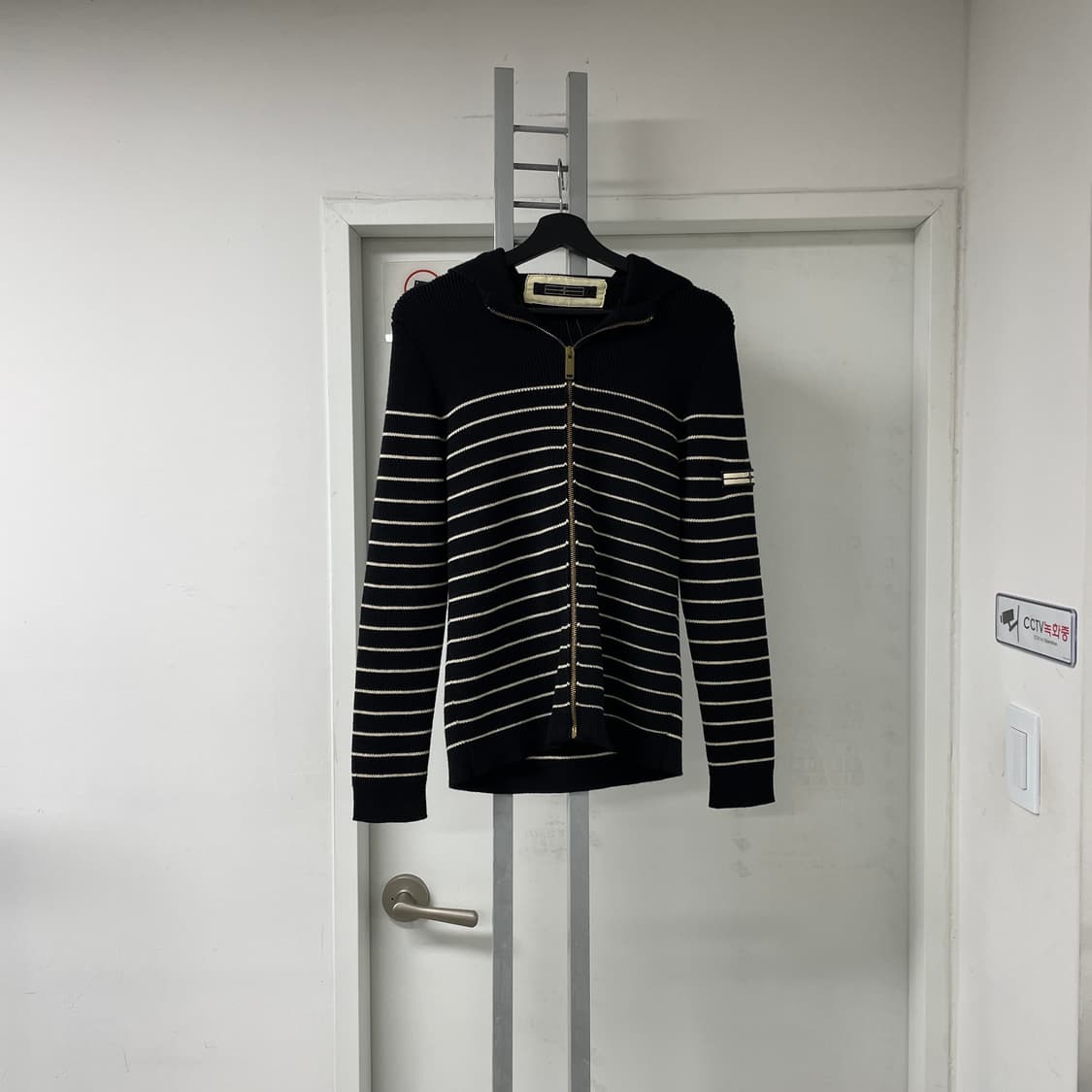 스톤아일랜드 니트 후드 집업 100 상품이미지1