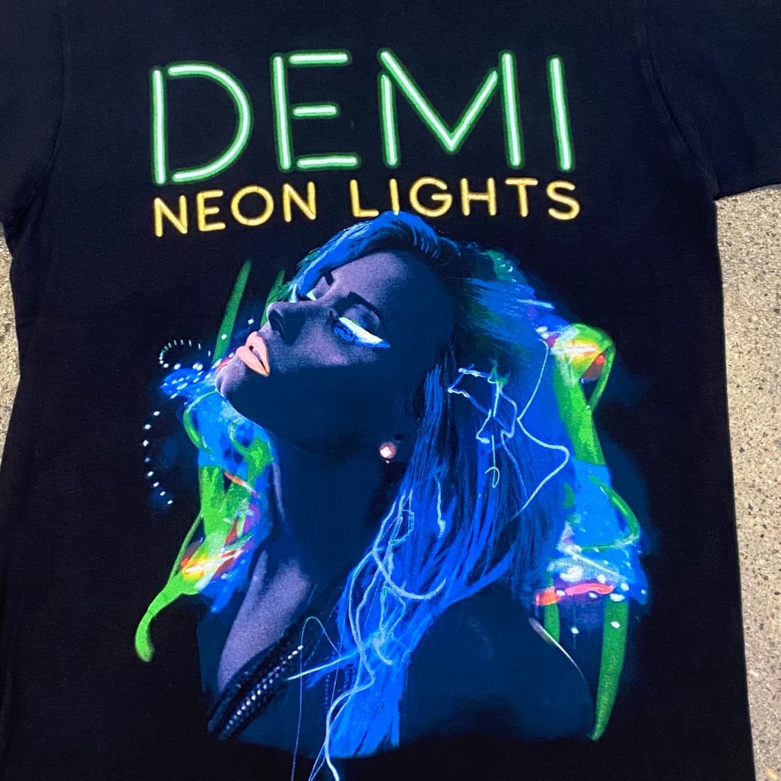 미국 빈티지 데미 로바토 네온라이츠 투어 반팔티 락티셔츠 상품이미지3