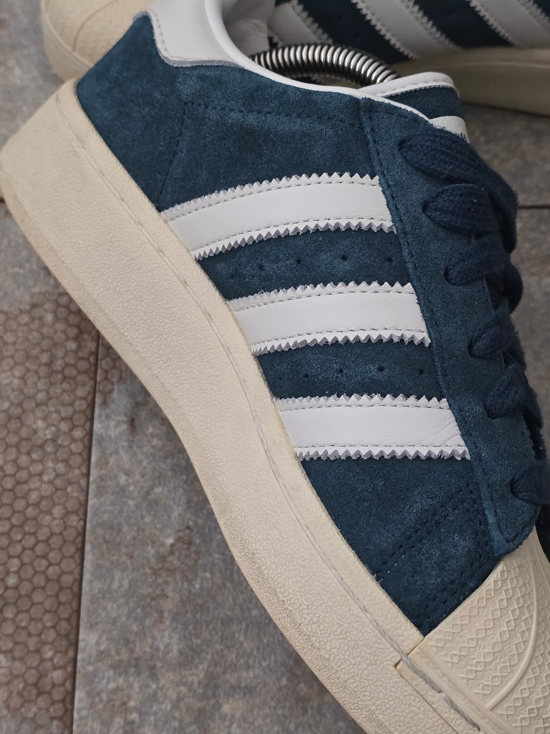 (235)아디다스 슈퍼스타 xlg 아크틱 나이트  상품이미지5