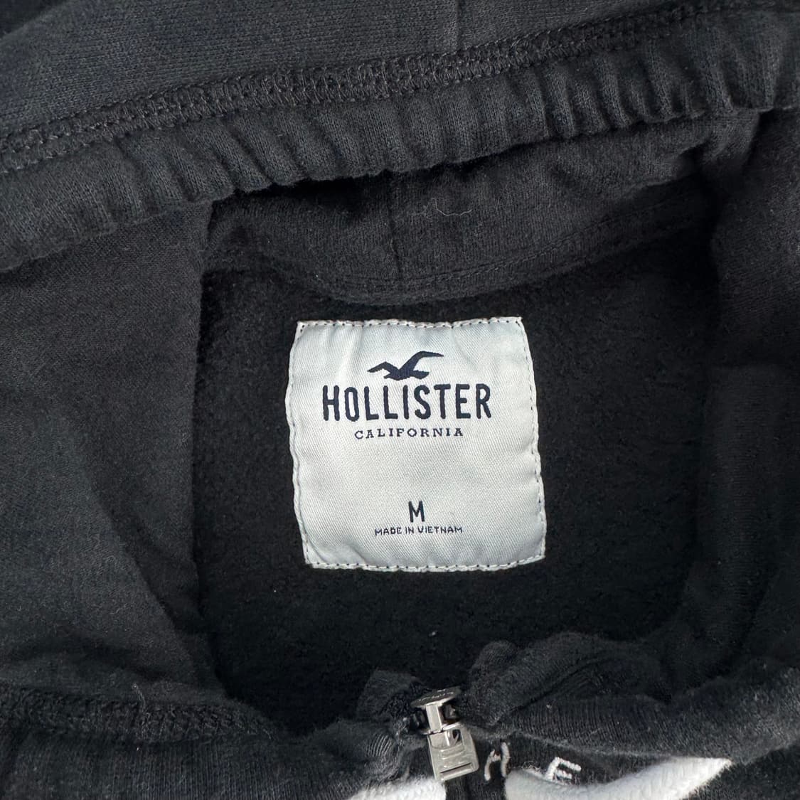 Hollister 홀리스터 레터링 로고 블랙 후드집업 상품이미지5