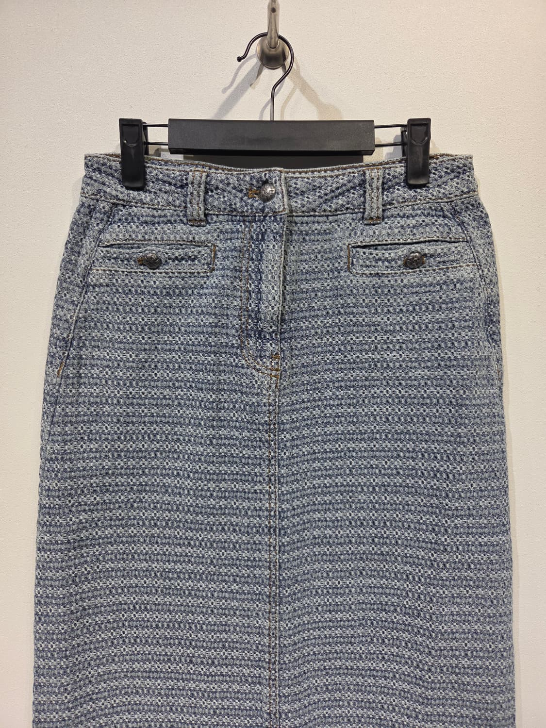 칼라거펠트 파리 텍스처 스커트 상품이미지3