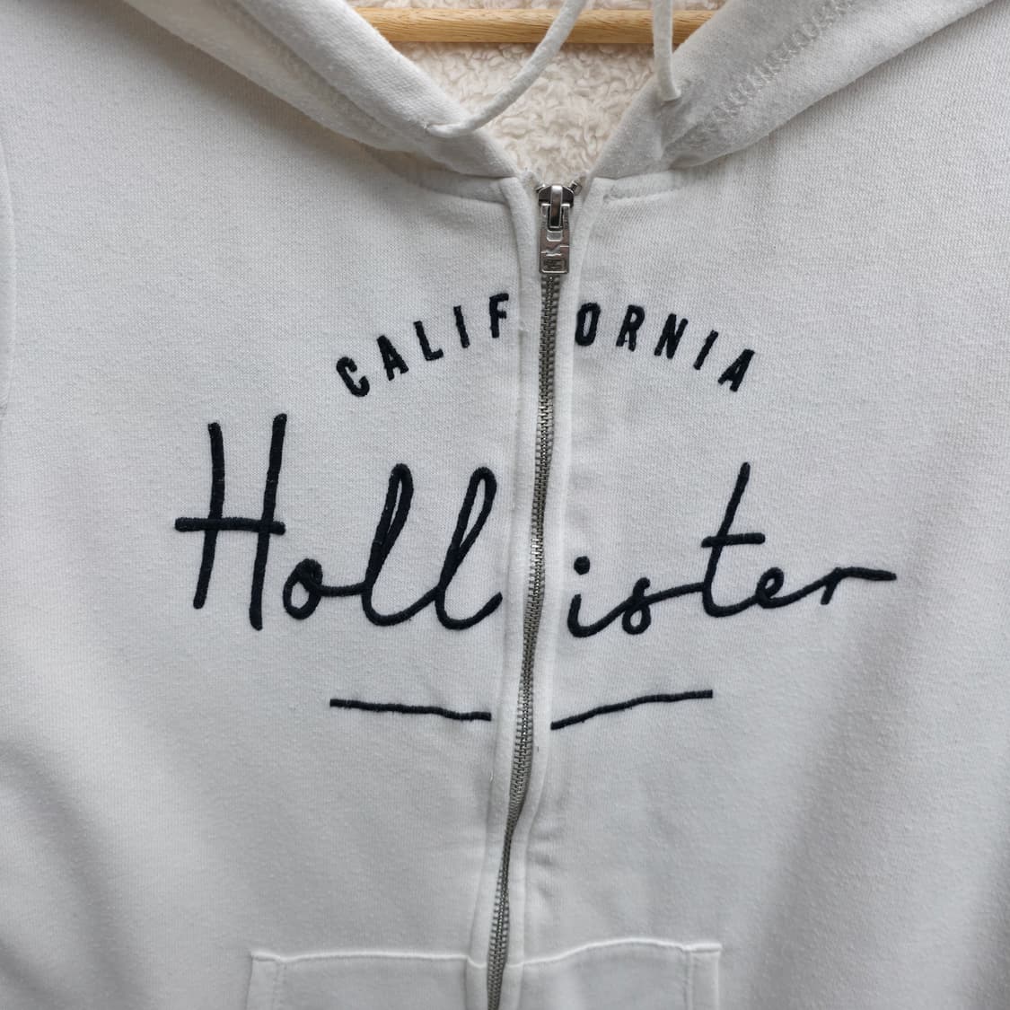 [S] 홀리스터 플리스 화이트 후드집업 상품이미지4