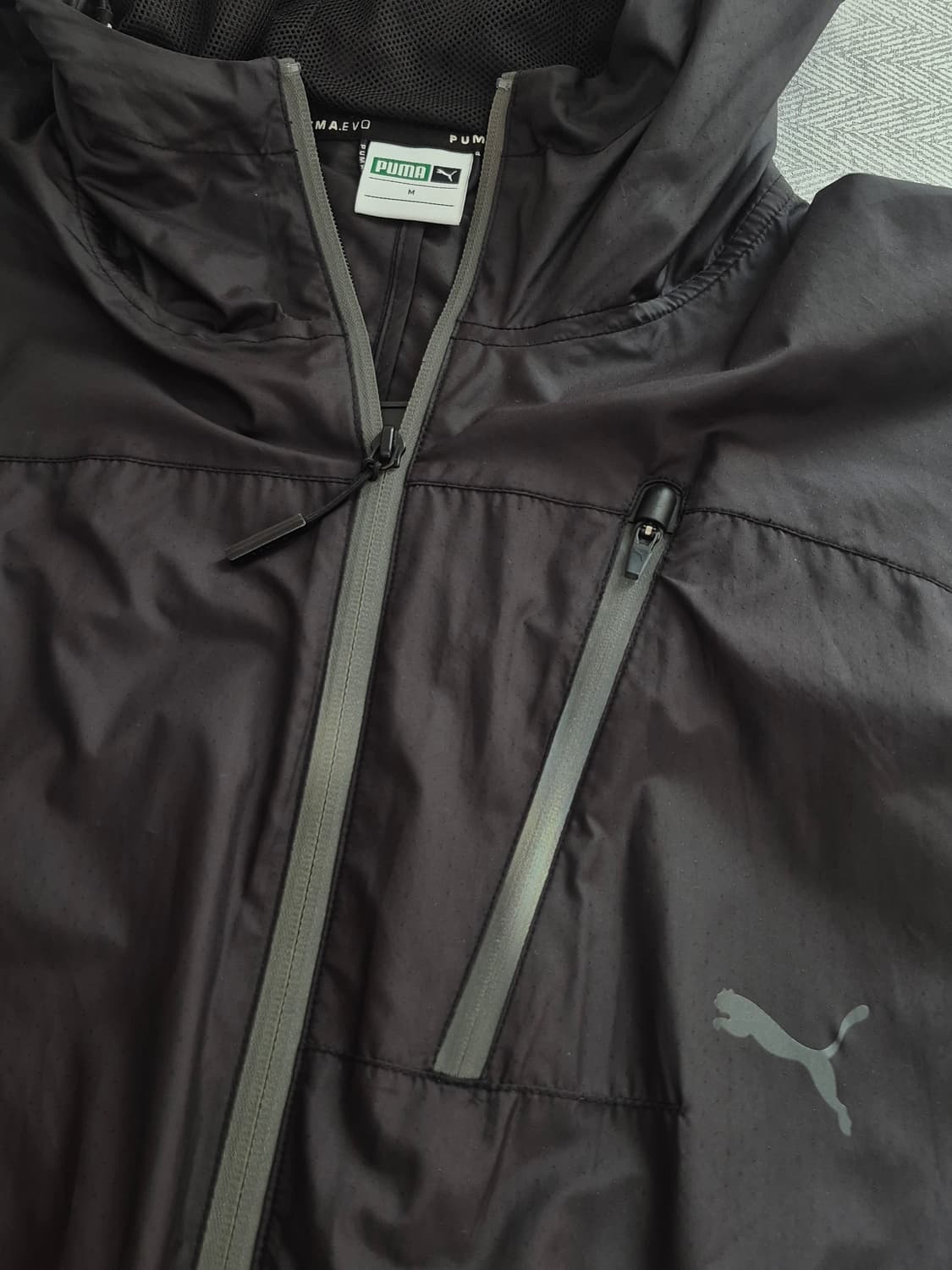 푸마 PUMA 경량 후드 바람막이 집업 자켓 다크브라운 상품이미지4