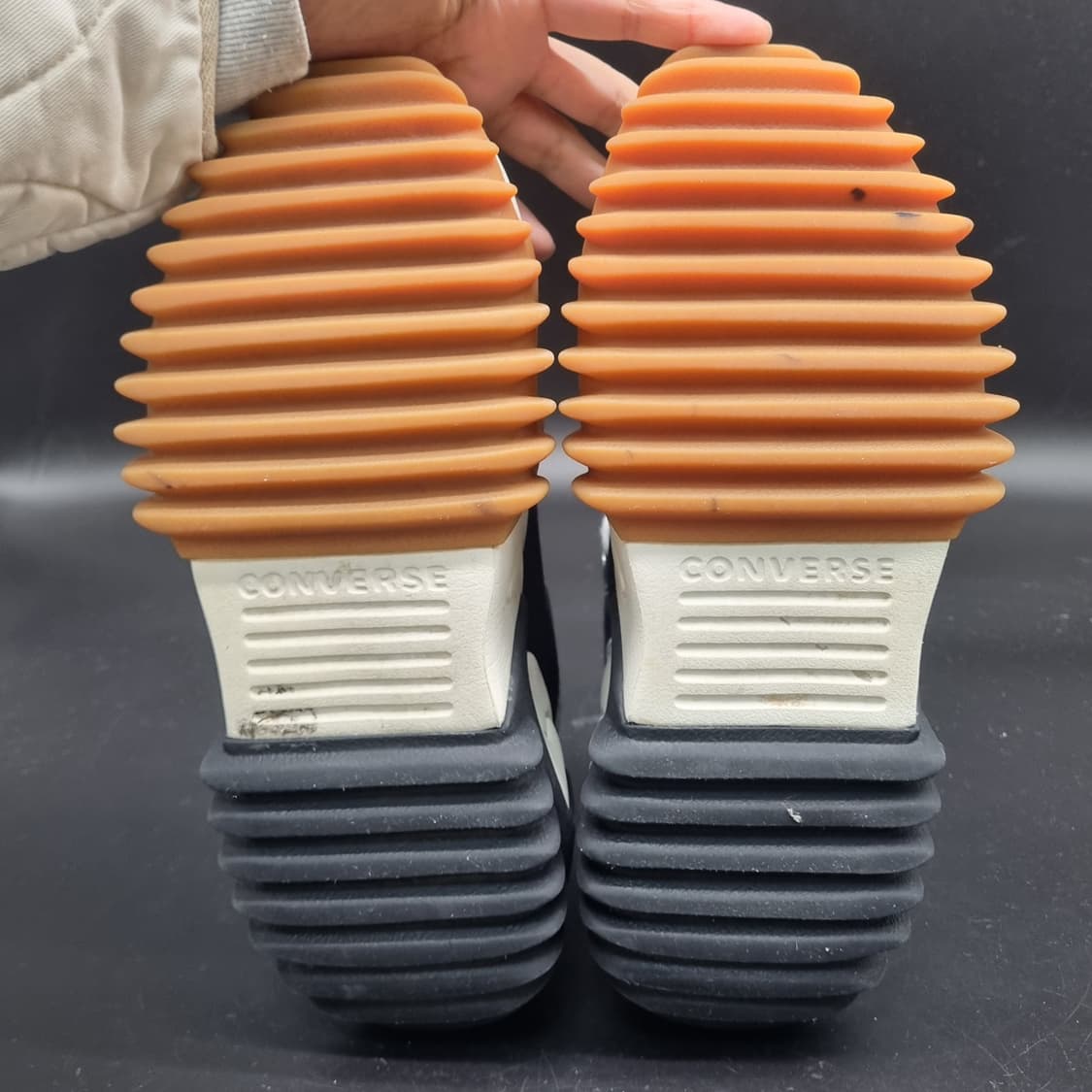 컨버스 런스타 모션 블랙 하이탑250 상품이미지3