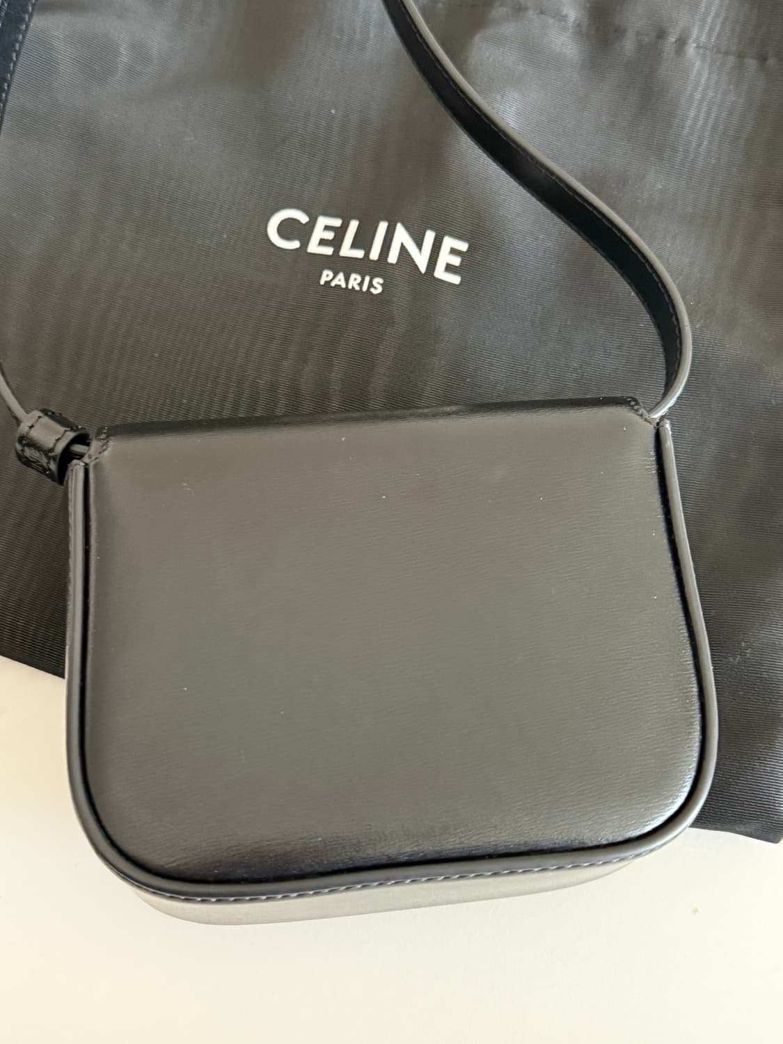 셀린 미니 클로드 크로스백 상품이미지2