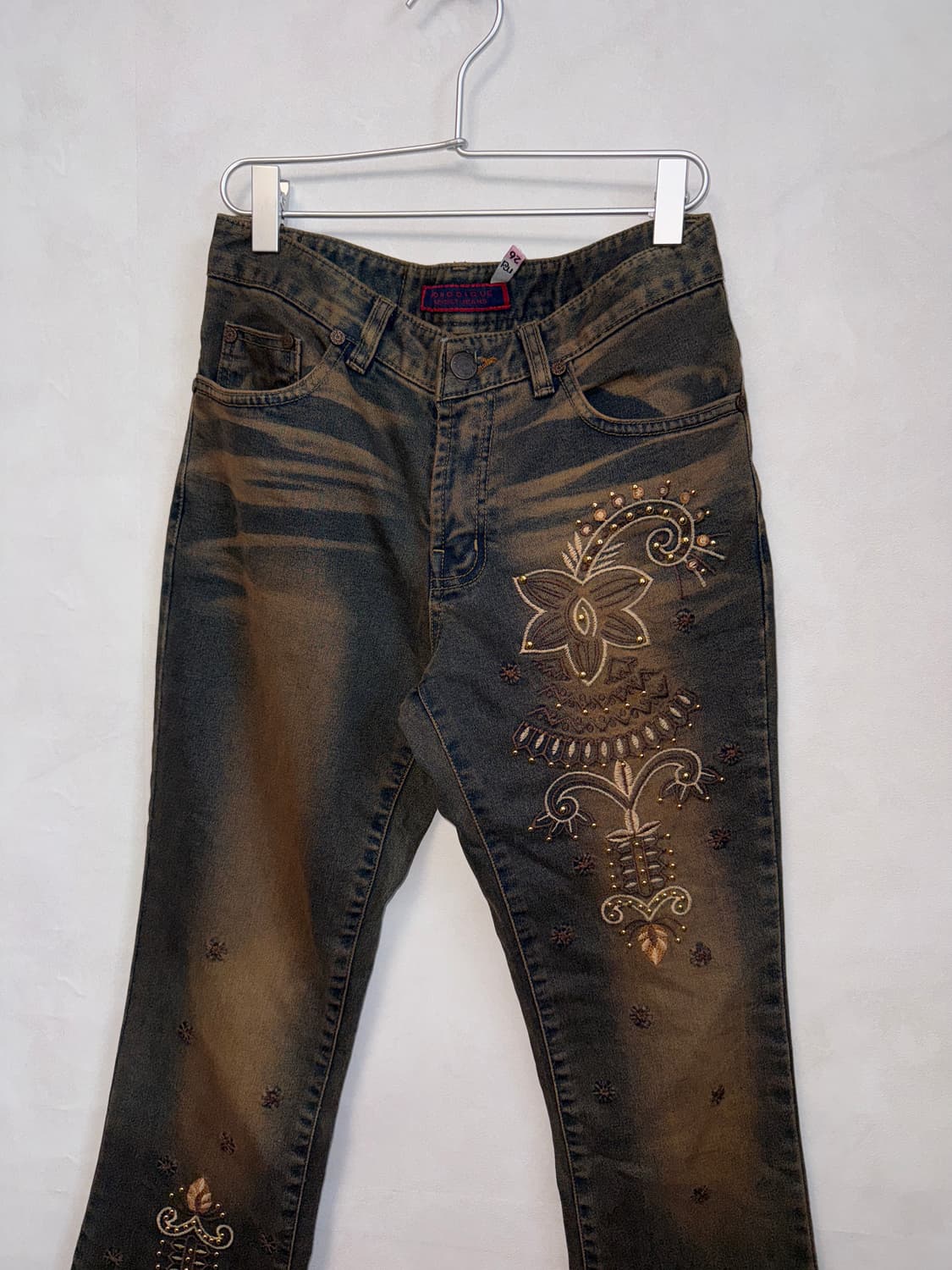 Brown denim oriental embroidered 부츠컷팬츠 상품이미지2