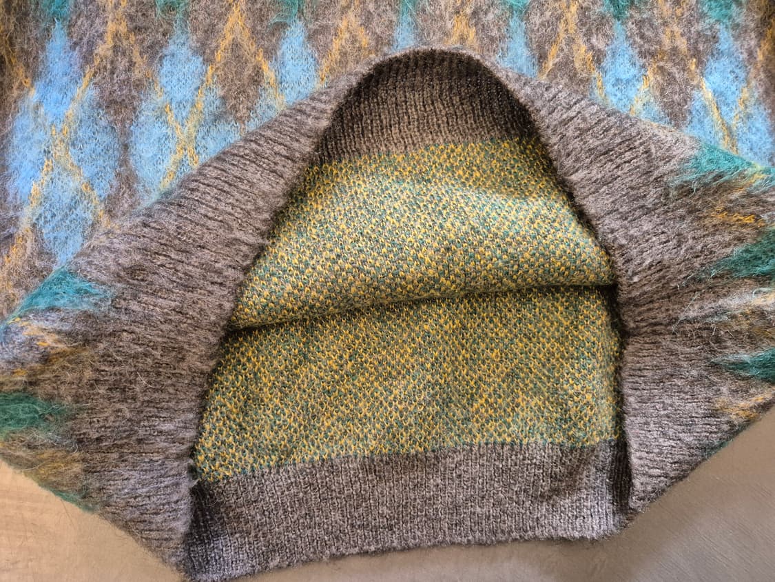 뷰틴앤유스 아가일 모헤어 니트 상품이미지4