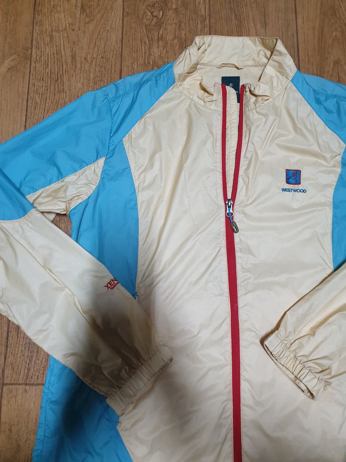 1057 웨스트우드 바람막이 105 사이즈입니다 상품이미지4