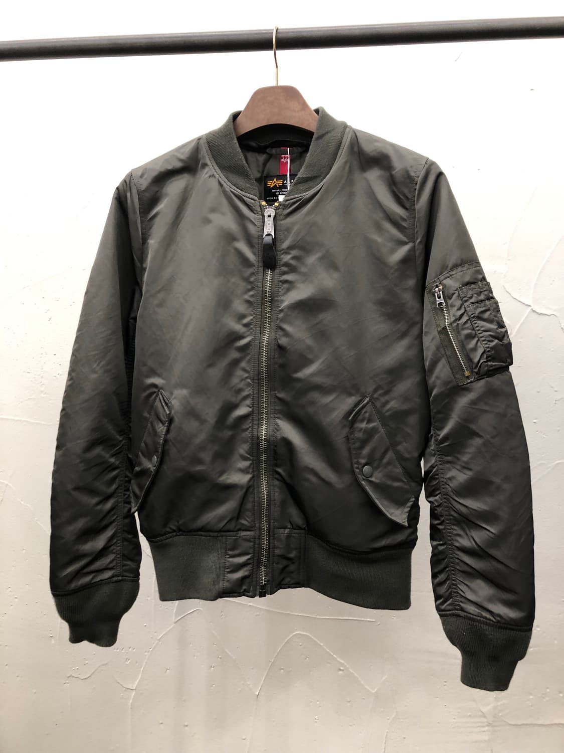 알파 인더스트리 ma-1 상품이미지1